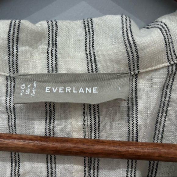 Everlane Linen Striped Boxy Button Down Short Sleeve Shirt - Picture 2 of 5